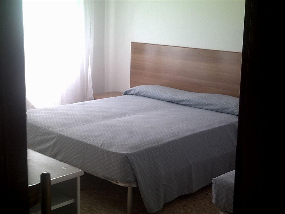 Hotel Manzoni Lido di Jesolo Bagian luar foto